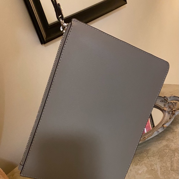 Michael Kors studded wristlet - Picture 3 of 5